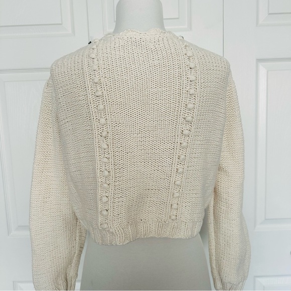 Sessun tesoro cream cable crocheted style sweater cardigan with wooden buttons - Picture 11 of 11